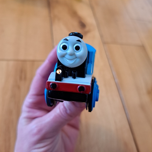 BATTERY OPERATED SIR TOPHAM HATT FIGURE 8 SET Thomas Train Wooden Railway - Picture 3 of 16